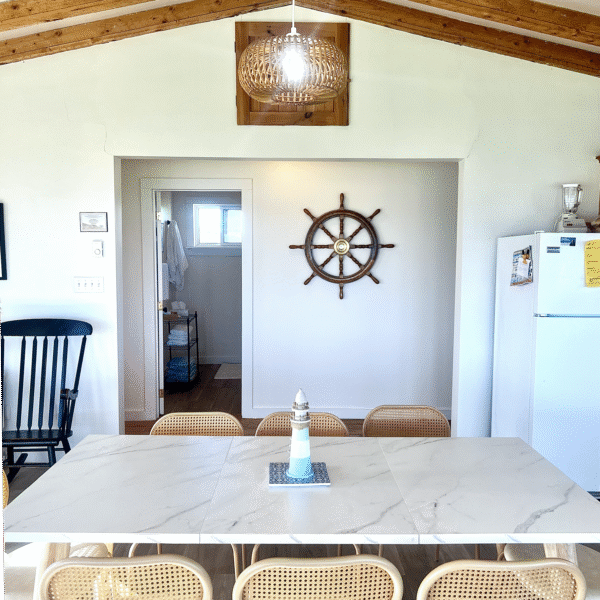Main Room / Dining Area